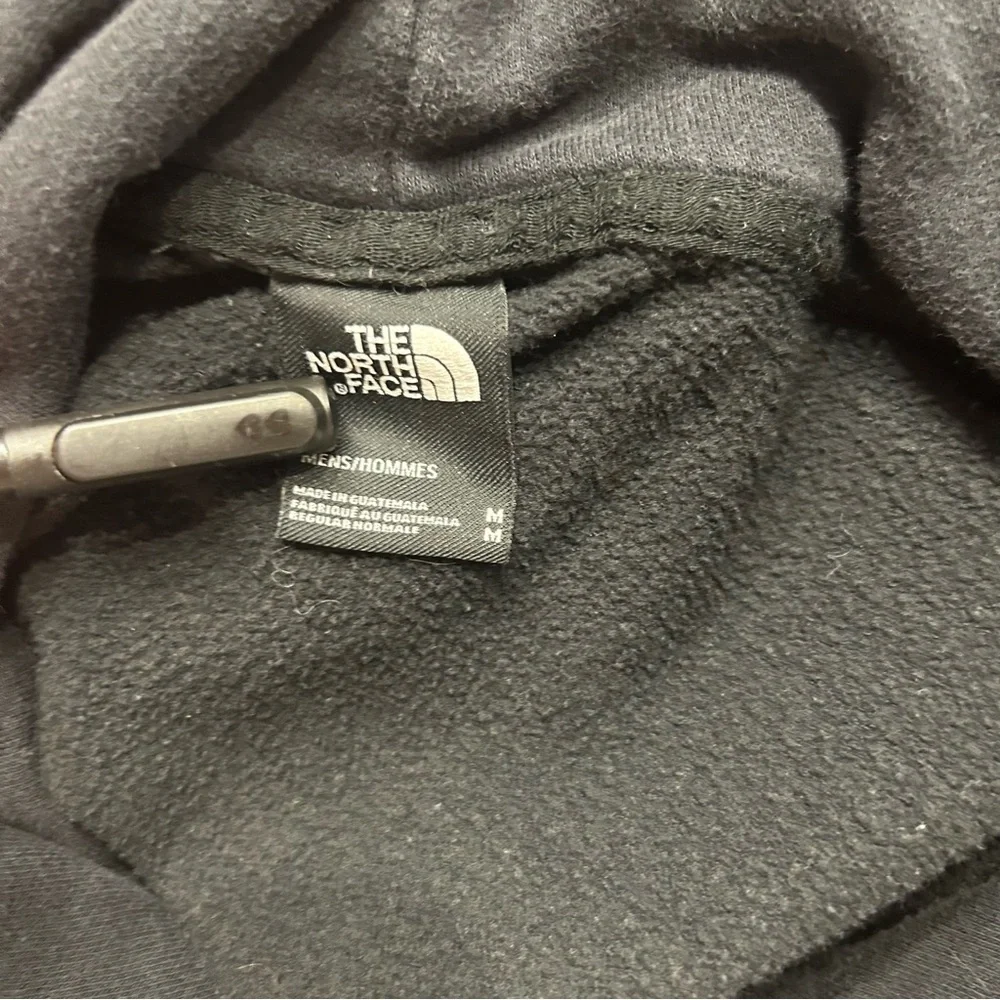 The North Face Men’s Black Half Dome Hoodie, Size Medium